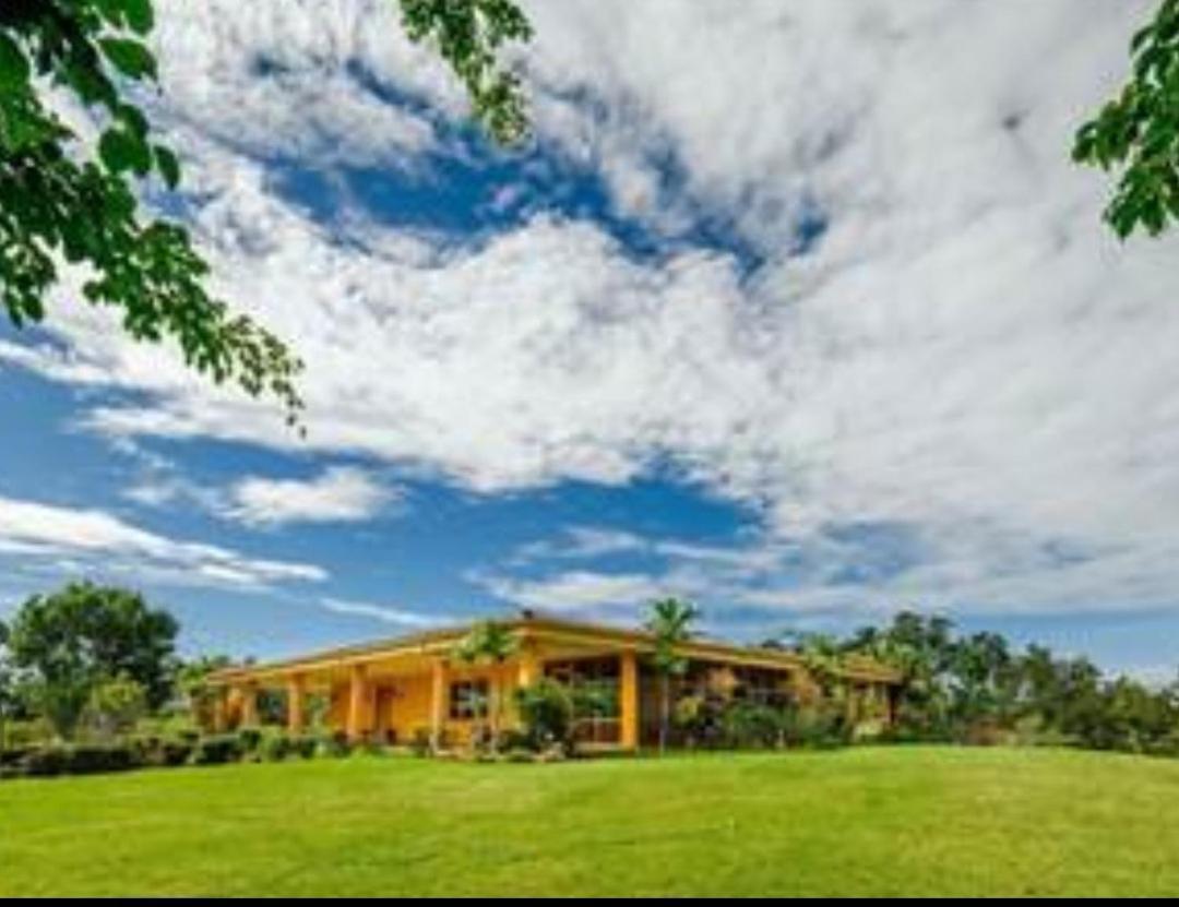 Hacienda En Los Volcanes Guayabo  ภายนอก รูปภาพ
